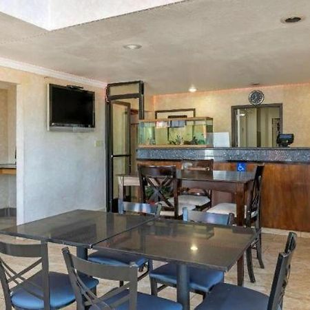 Econo Lodge Moreno Valley Eksteriør bilde