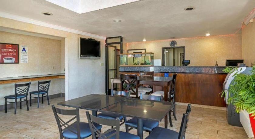 Econo Lodge Moreno Valley Eksteriør bilde